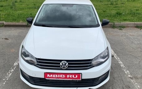 Volkswagen Polo VI (EU Market), 2017 год, 1 050 000 рублей, 1 фотография
