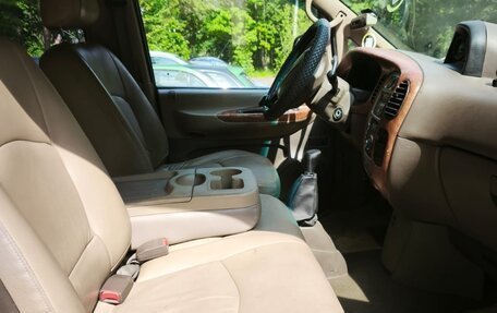 Hyundai Starex I рестайлинг, 2004 год, 550 000 рублей, 3 фотография