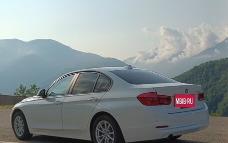 BMW 3 серия, 2017 год, 1 810 000 рублей, 3 фотография