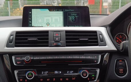 BMW 3 серия, 2017 год, 1 810 000 рублей, 10 фотография