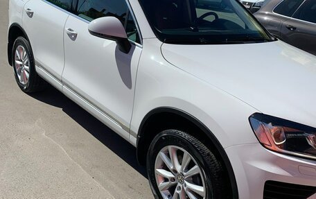 Volkswagen Touareg III, 2017 год, 3 050 000 рублей, 6 фотография