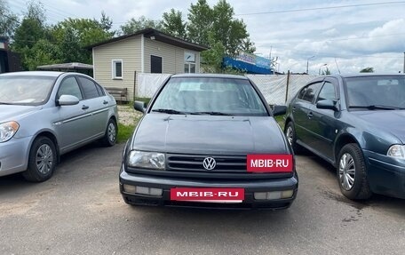 Volkswagen Vento, 1991 год, 215 000 рублей, 3 фотография