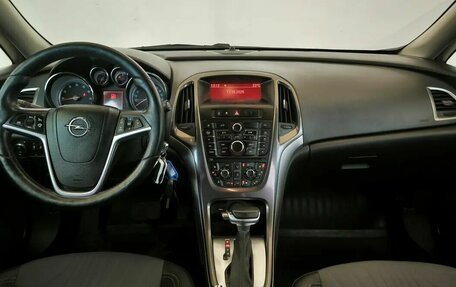 Opel Astra J, 2013 год, 790 000 рублей, 5 фотография
