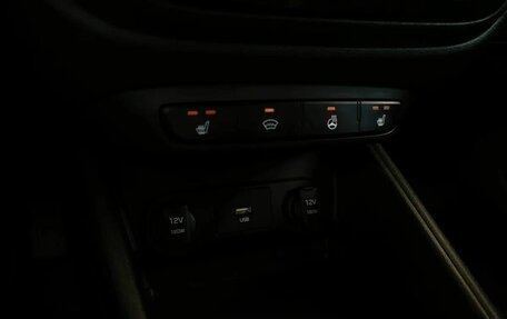 Hyundai Solaris II рестайлинг, 2022 год, 1 655 000 рублей, 8 фотография