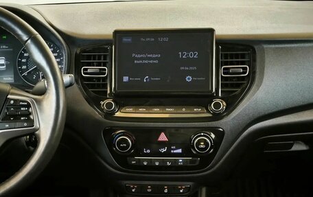 Hyundai Solaris II рестайлинг, 2022 год, 1 655 000 рублей, 7 фотография