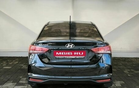 Hyundai Solaris II рестайлинг, 2022 год, 1 655 000 рублей, 3 фотография