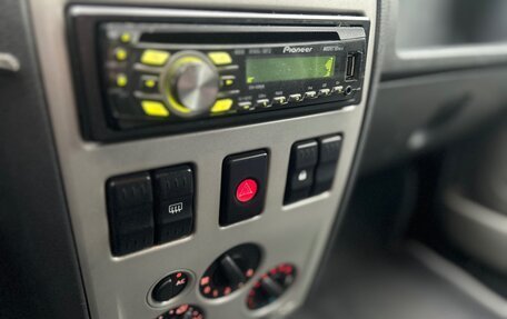 Renault Logan I, 2005 год, 420 000 рублей, 18 фотография