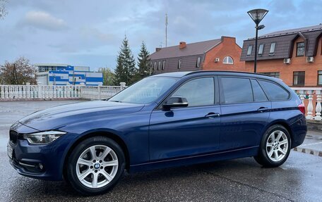 BMW 3 серия, 2017 год, 1 980 000 рублей, 15 фотография