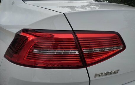 Volkswagen Passat B8 рестайлинг, 2018 год, 2 329 000 рублей, 11 фотография
