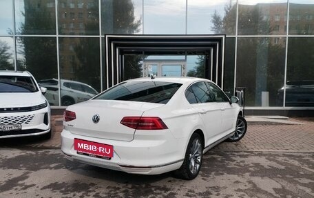 Volkswagen Passat B8 рестайлинг, 2018 год, 2 329 000 рублей, 7 фотография