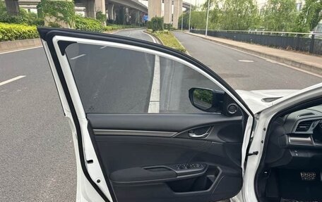 Honda Civic, 2022 год, 1 730 000 рублей, 6 фотография