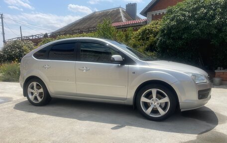 Ford Focus II рестайлинг, 2007 год, 740 000 рублей, 3 фотография
