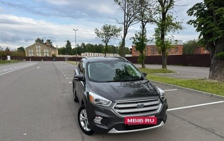 Ford Kuga III, 2017 год, 1 890 000 рублей, 3 фотография