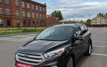 Ford Kuga III, 2017 год, 1 890 000 рублей, 6 фотография