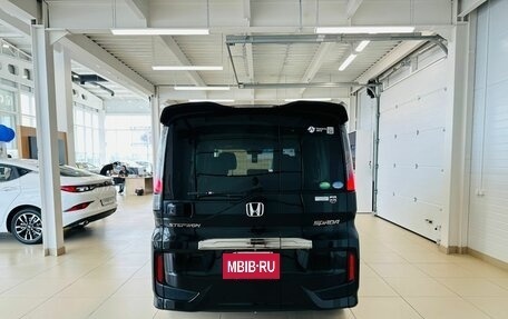 Honda Stepwgn IV, 2015 год, 2 179 000 рублей, 5 фотография