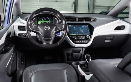 Opel Ampera II, 2017 год, 2 750 000 рублей, 6 фотография