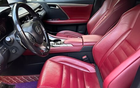 Lexus RX IV рестайлинг, 2017 год, 3 650 000 рублей, 9 фотография