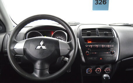 Mitsubishi ASX I рестайлинг, 2010 год, 740 000 рублей, 11 фотография