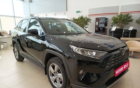 Toyota RAV4, 2020 год, 3 336 000 рублей, 3 фотография