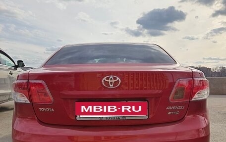 Toyota Avensis III рестайлинг, 2010 год, 880 000 рублей, 5 фотография