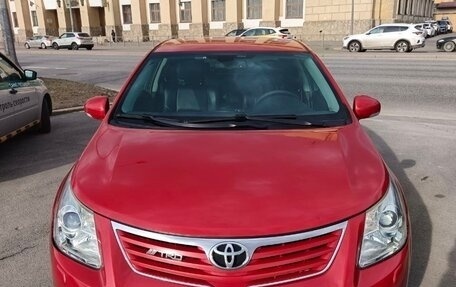 Toyota Avensis III рестайлинг, 2010 год, 880 000 рублей, 2 фотография