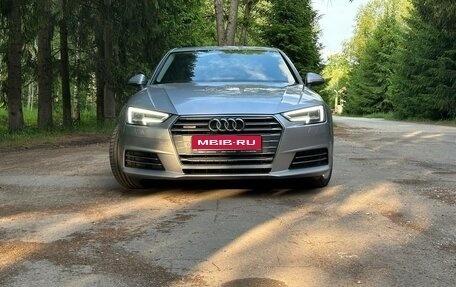 Audi A4, 2018 год, 3 000 000 рублей, 2 фотография