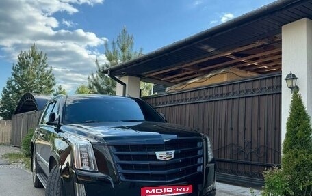 Cadillac Escalade IV, 2019 год, 6 500 000 рублей, 3 фотография