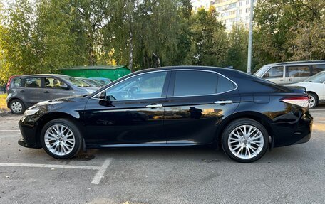 Toyota Camry, 2019 год, 3 050 000 рублей, 9 фотография