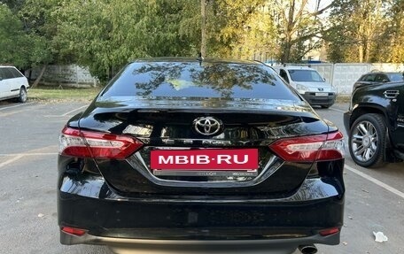 Toyota Camry, 2019 год, 3 050 000 рублей, 5 фотография