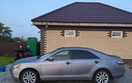 Toyota Camry, 2006 год, 945 000 рублей, 2 фотография