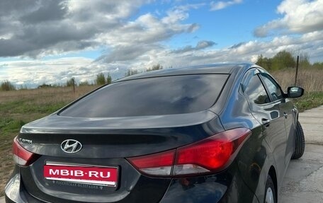 Hyundai Elantra V, 2014 год, 900 000 рублей, 5 фотография