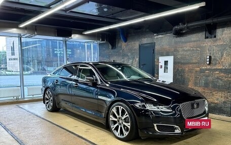 Jaguar XJ IV (X351), 2018 год, 6 500 000 рублей, 2 фотография