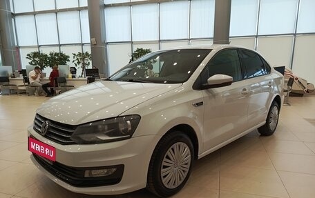Volkswagen Polo VI (EU Market), 2018 год, 1 080 000 рублей, 1 фотография