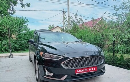 Ford Fusion (North America) II, 2020 год, 2 600 000 рублей, 1 фотография