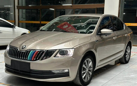 Skoda Octavia, 2022 год, 1 450 000 рублей, 1 фотография