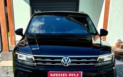 Volkswagen Tiguan II, 2018 год, 2 900 000 рублей, 1 фотография