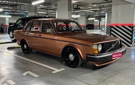 Volvo 240 Series, 1980 год, 875 000 рублей, 1 фотография