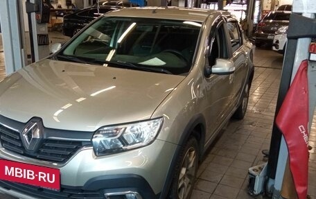 Renault Logan II, 2021 год, 1 099 000 рублей, 1 фотография