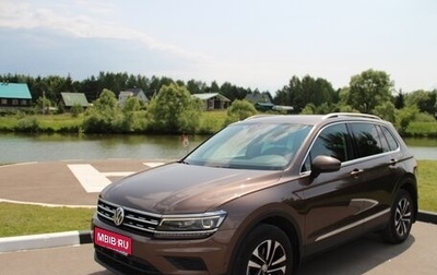 Volkswagen Tiguan II, 2019 год, 2 600 000 рублей, 1 фотография