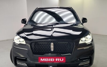 Lincoln Aviator II, 2022 год, 4 890 000 рублей, 2 фотография