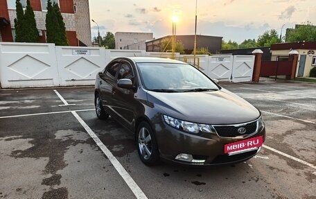 KIA Cerato III, 2013 год, 990 000 рублей, 2 фотография