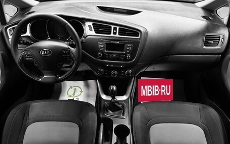 KIA cee'd III, 2015 год, 1 095 000 рублей, 10 фотография
