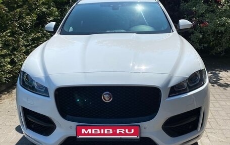 Jaguar F-Pace, 2018 год, 2 800 000 рублей, 3 фотография