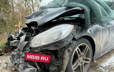 Mercedes-Benz E-Класс, 2015 год, 1 000 000 рублей, 2 фотография