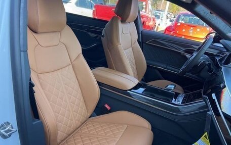 Audi S8, 2025 год, 18 200 000 рублей, 7 фотография