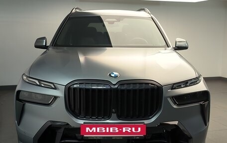 BMW X7, 2023 год, 13 650 000 рублей, 2 фотография