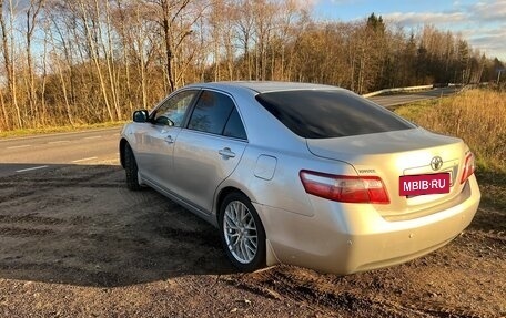 Toyota Camry, 2008 год, 910 000 рублей, 6 фотография
