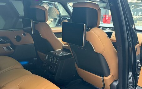 Land Rover Range Rover IV рестайлинг, 2019 год, 6 950 000 рублей, 3 фотография