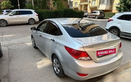 Hyundai Solaris II рестайлинг, 2012 год, 830 000 рублей, 3 фотография