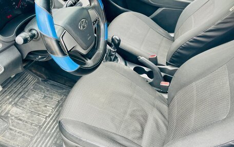 Hyundai Solaris II рестайлинг, 2018 год, 725 000 рублей, 2 фотография